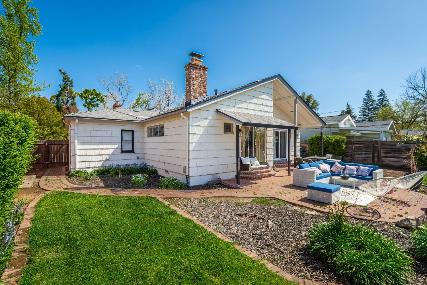 Detail Gallery Image 52 of 55 For 4004 Lusk Dr, Sacramento,  CA 95864 - 3 Beds | 2 Baths