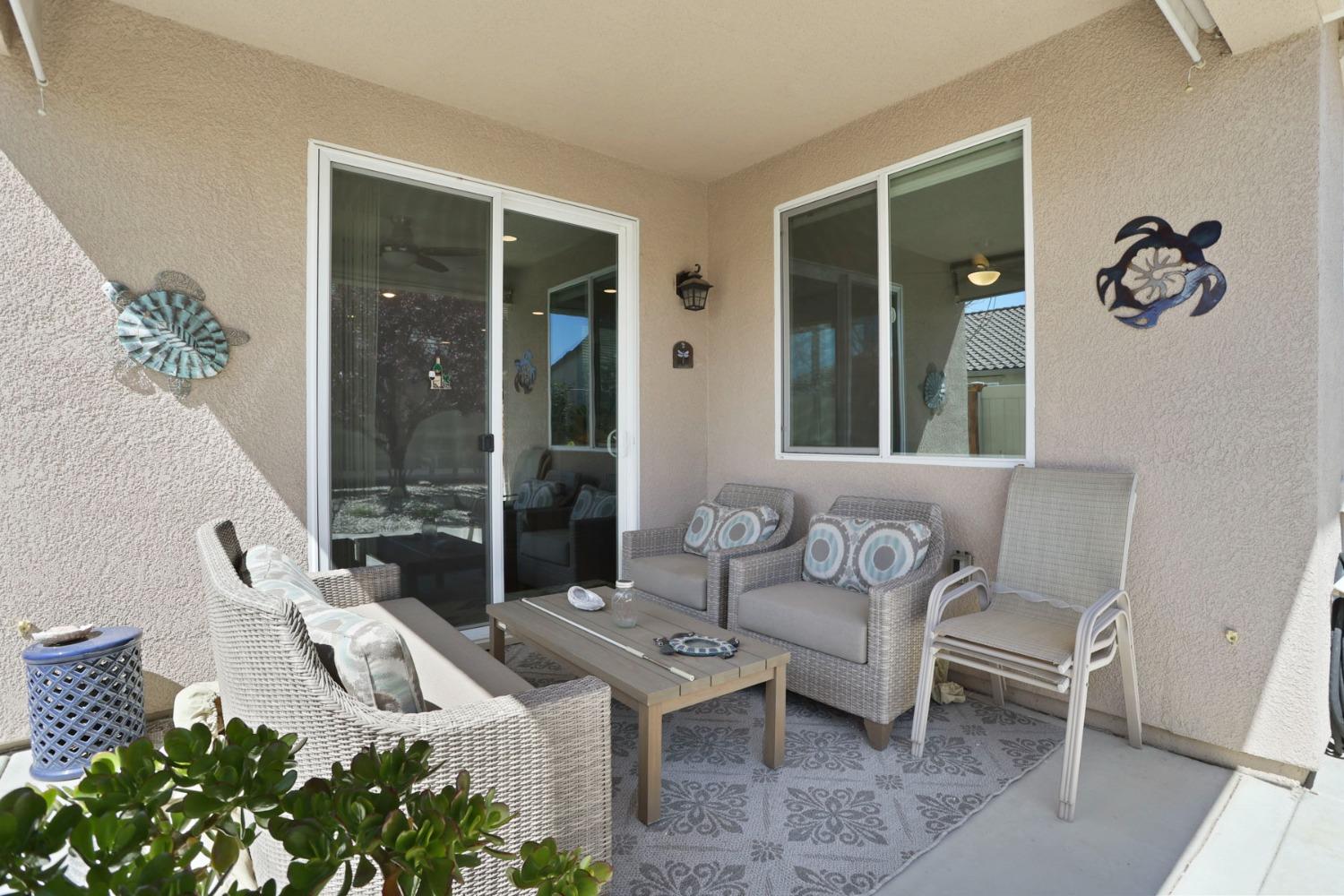 Detail Gallery Image 39 of 70 For 1588 Arbor Brook Dr, Manteca,  CA 95336 - 3 Beds | 2 Baths