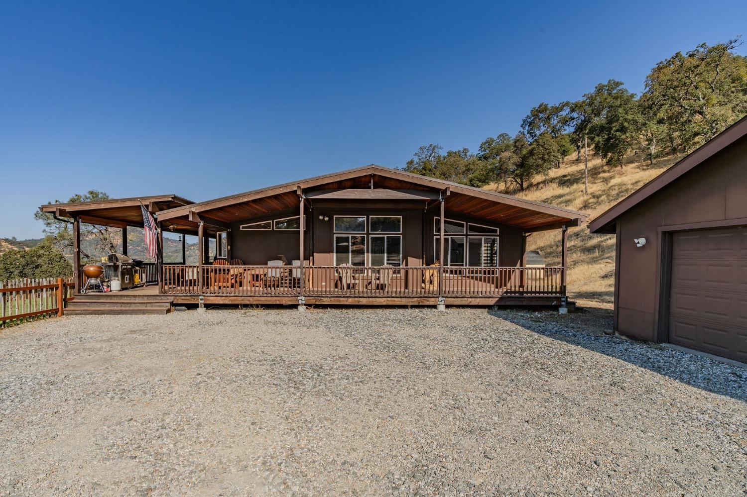 Detail Gallery Image 7 of 88 For 1560 Pinto Dr, Angels Camp,  CA 95222 - 3 Beds | 2/1 Baths