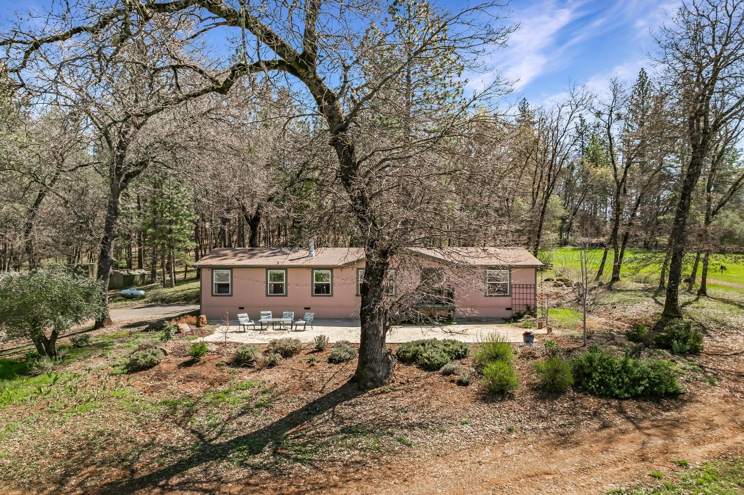 Detail Gallery Image 2 of 94 For 9156 Nadowa Trl, Oregon House,  CA 95962 - 3 Beds | 2 Baths