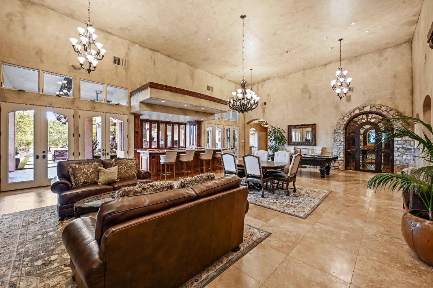 Detail Gallery Image 16 of 81 For 5687 Ridge Park Dr, Loomis,  CA 95650 - 8 Beds | 7/5 Baths