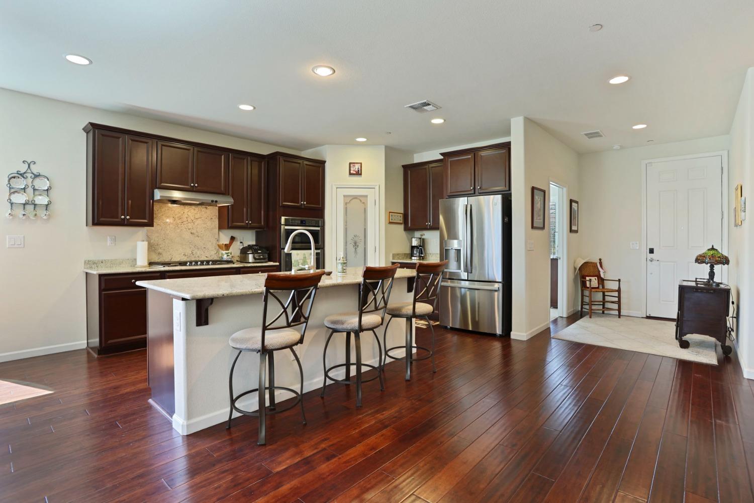 Detail Gallery Image 22 of 70 For 1588 Arbor Brook Dr, Manteca,  CA 95336 - 3 Beds | 2 Baths