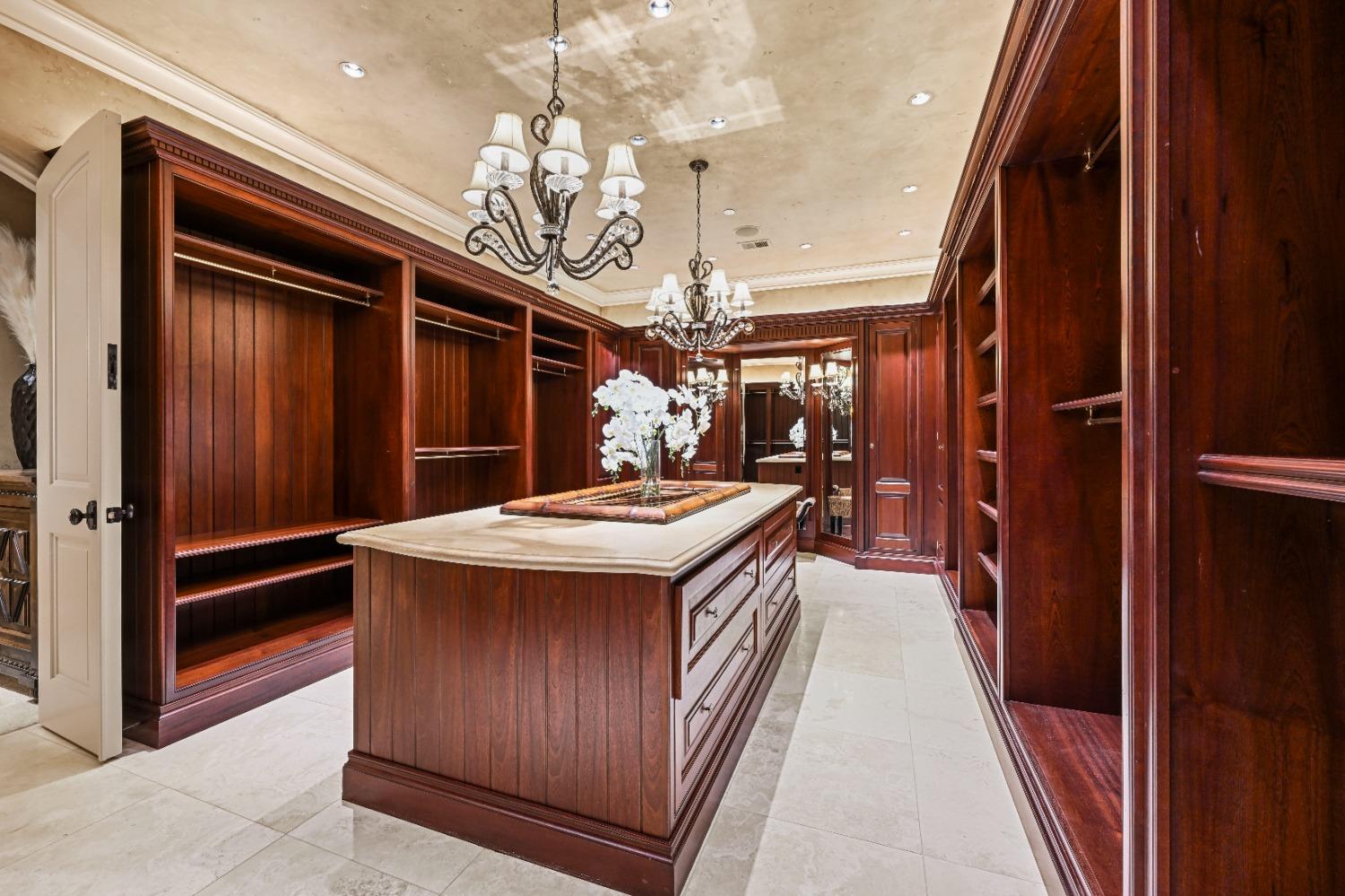 Detail Gallery Image 24 of 81 For 5687 Ridge Park Dr, Loomis,  CA 95650 - 8 Beds | 7/5 Baths