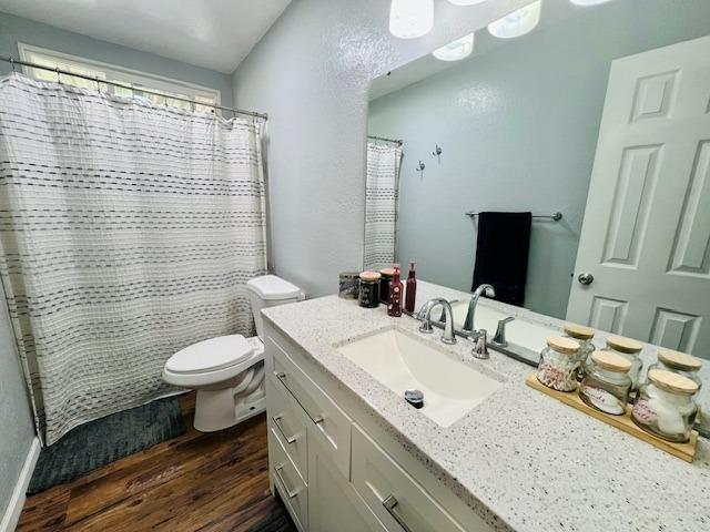 Detail Gallery Image 25 of 53 For 1541 Panthers Ln 13, Modesto,  CA 95355 - 4 Beds | 2 Baths