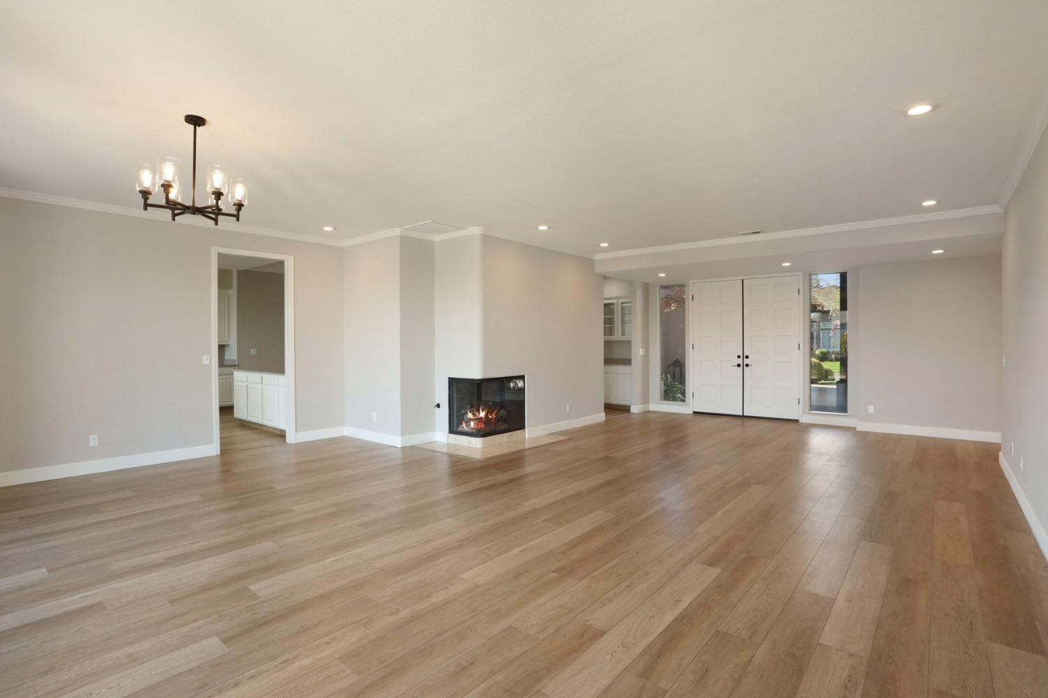 Detail Gallery Image 11 of 75 For 4829 Bridgewater Cir, Stockton,  CA 95219 - 3 Beds | 3 Baths