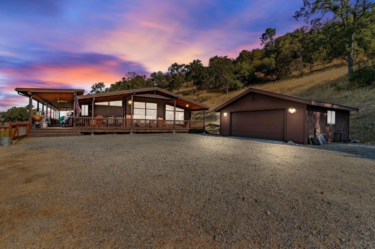 Detail Gallery Image 1 of 88 For 1560 Pinto Dr, Angels Camp,  CA 95222 - 3 Beds | 2/1 Baths