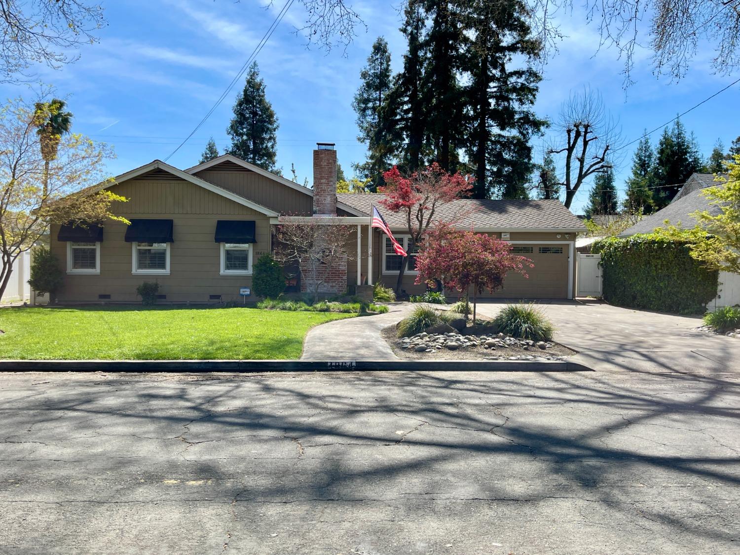 Detail Gallery Image 6 of 6 For 1864 California Ave, Turlock,  CA 95380 - 3 Beds | 2/1 Baths