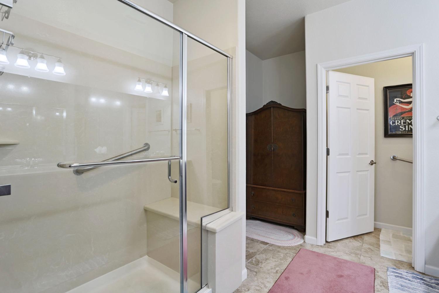 Detail Gallery Image 36 of 70 For 1588 Arbor Brook Dr, Manteca,  CA 95336 - 3 Beds | 2 Baths