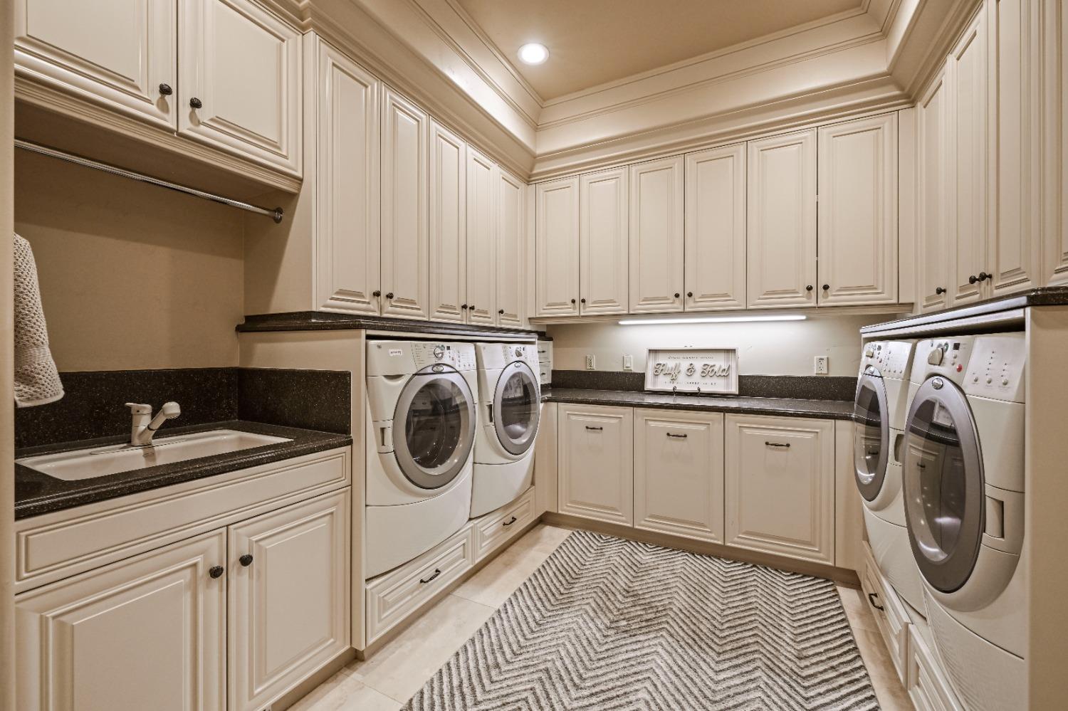 Detail Gallery Image 25 of 81 For 5687 Ridge Park Dr, Loomis,  CA 95650 - 8 Beds | 7/5 Baths