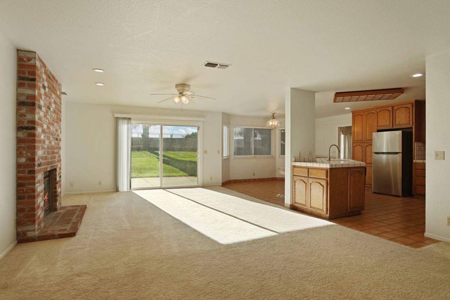 Detail Gallery Image 21 of 67 For 3755 Hatchers Cir, Stockton,  CA 95219 - 4 Beds | 3/1 Baths