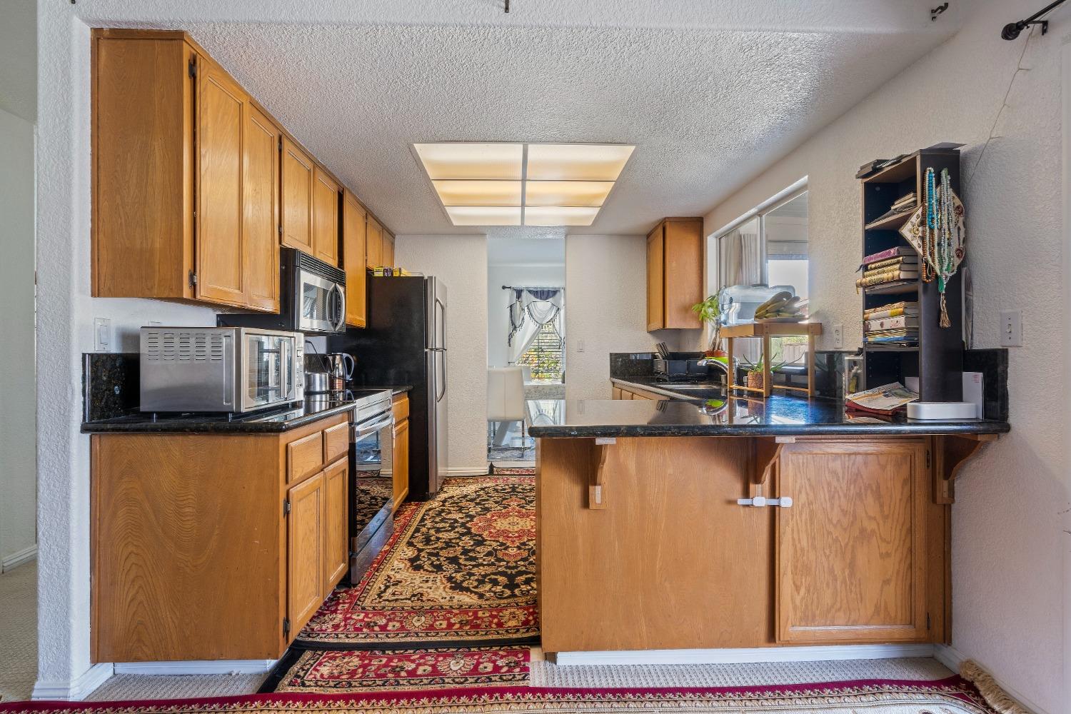 Detail Gallery Image 33 of 76 For 4449 Norocco Cir, Fremont,  CA 94555 - 4 Beds | 2/1 Baths