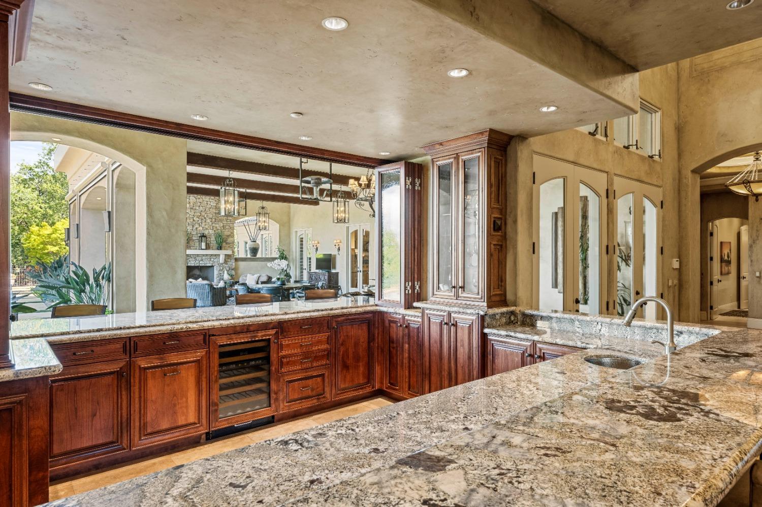 Detail Gallery Image 17 of 81 For 5687 Ridge Park Dr, Loomis,  CA 95650 - 8 Beds | 7/5 Baths
