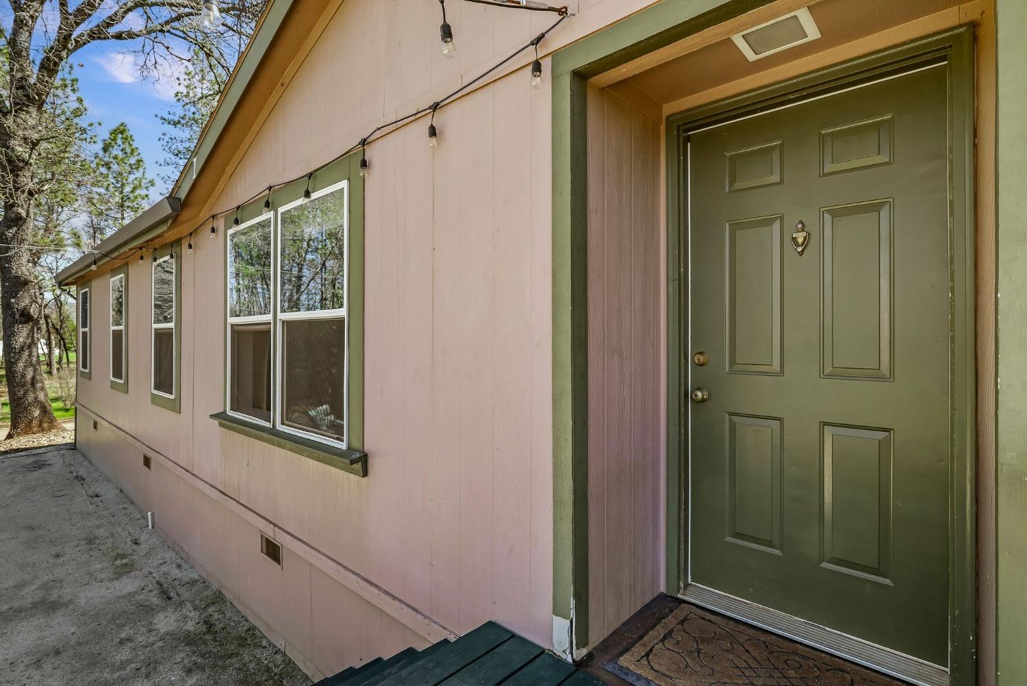 Detail Gallery Image 10 of 94 For 9156 Nadowa Trl, Oregon House,  CA 95962 - 3 Beds | 2 Baths