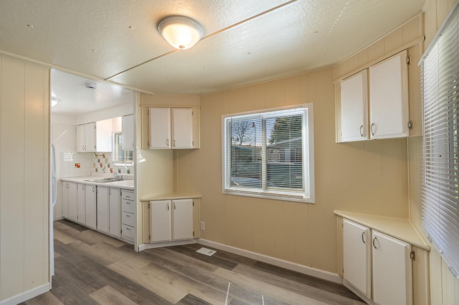 Detail Gallery Image 6 of 21 For 5835 Cherokee Rd 63, Stockton,  CA 95215 - 2 Beds | 1 Baths
