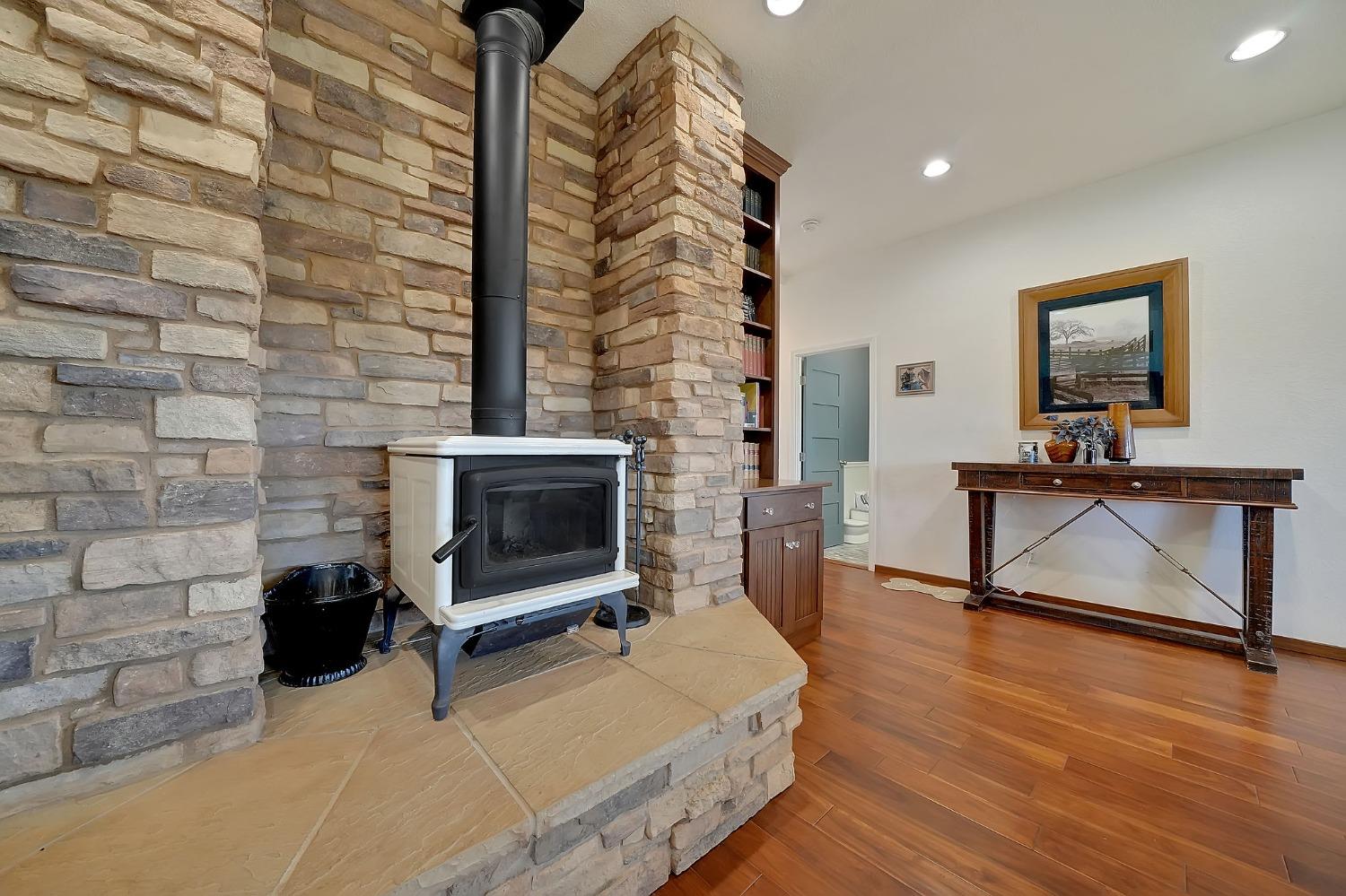 Detail Gallery Image 75 of 88 For 1560 Pinto Dr, Angels Camp,  CA 95222 - 3 Beds | 2/1 Baths