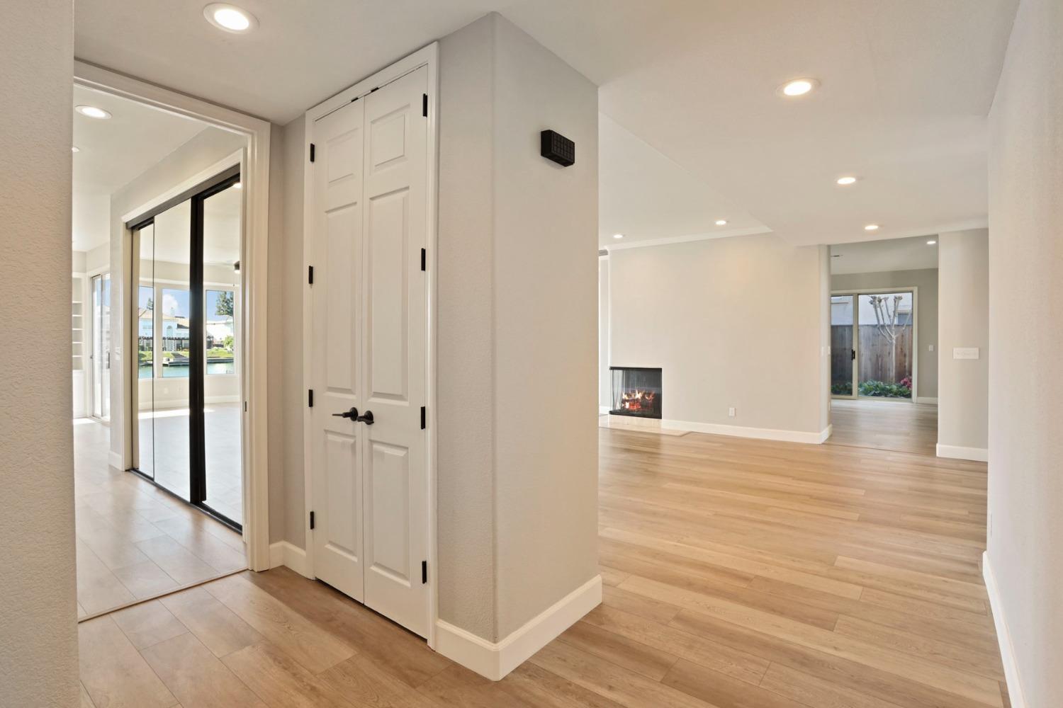 Detail Gallery Image 26 of 75 For 4829 Bridgewater Cir, Stockton,  CA 95219 - 3 Beds | 3 Baths