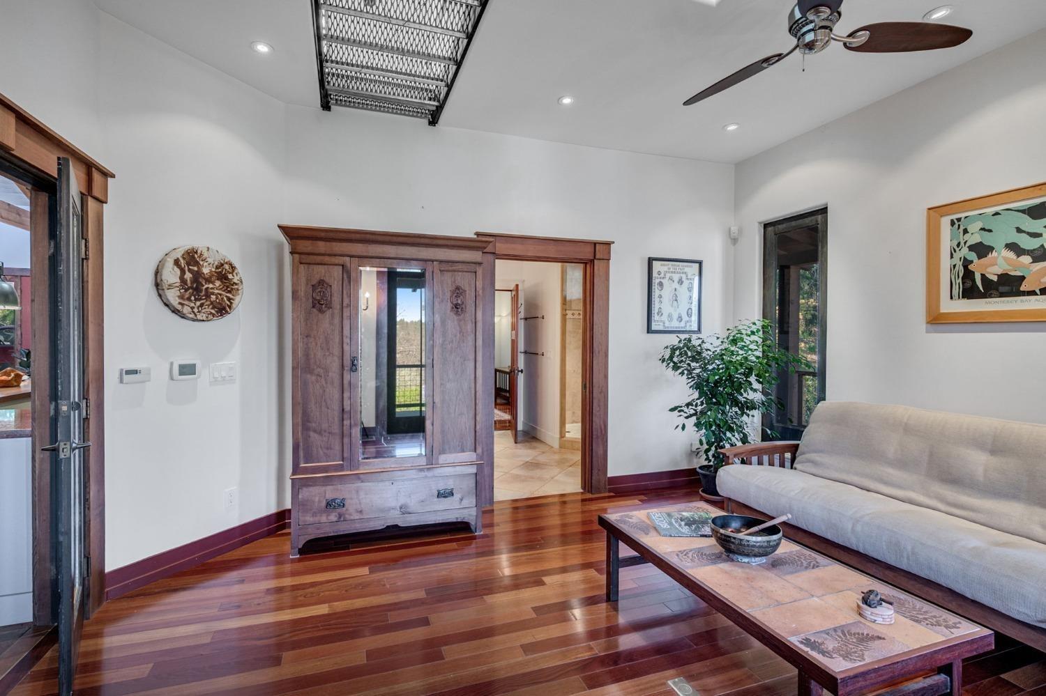 Detail Gallery Image 31 of 92 For 21 Burrows Ln, Murphys,  CA 95247 - 4 Beds | 3 Baths
