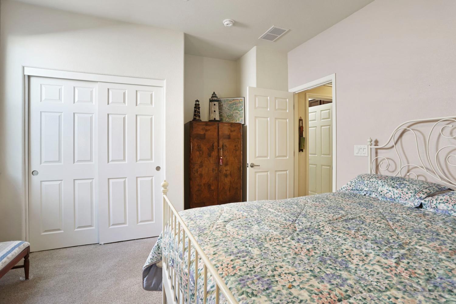 Detail Gallery Image 28 of 70 For 1588 Arbor Brook Dr, Manteca,  CA 95336 - 3 Beds | 2 Baths