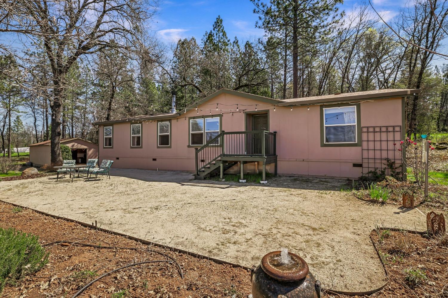 Detail Gallery Image 7 of 94 For 9156 Nadowa Trl, Oregon House,  CA 95962 - 3 Beds | 2 Baths