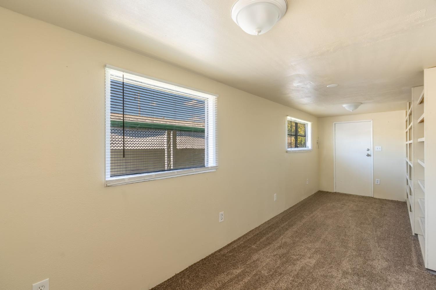 Detail Gallery Image 4 of 21 For 5835 Cherokee Rd 63, Stockton,  CA 95215 - 2 Beds | 1 Baths