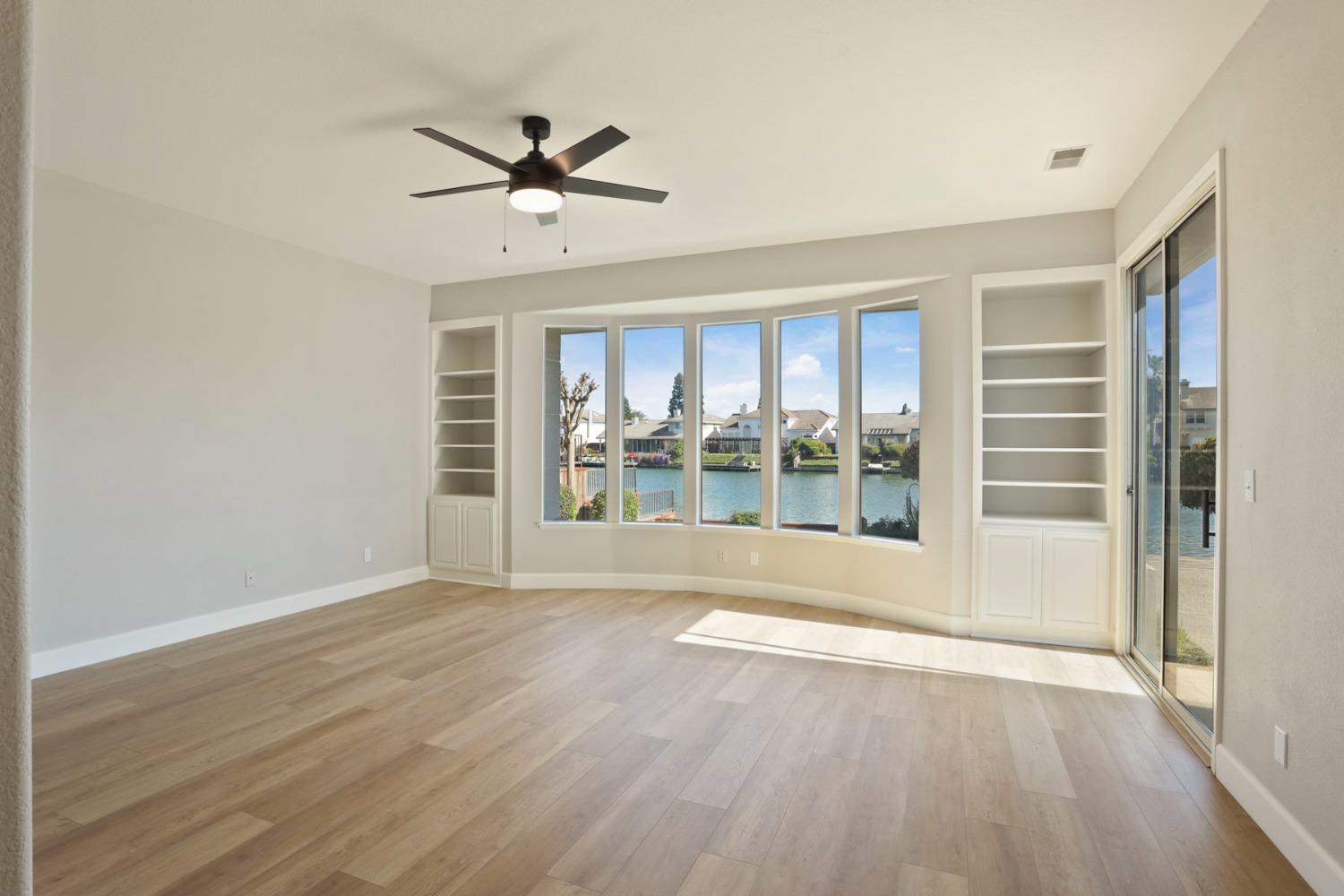 Detail Gallery Image 29 of 75 For 4829 Bridgewater Cir, Stockton,  CA 95219 - 3 Beds | 3 Baths
