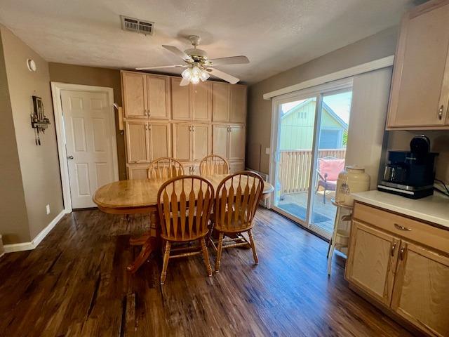 Detail Gallery Image 9 of 53 For 1541 Panthers Ln 13, Modesto,  CA 95355 - 4 Beds | 2 Baths