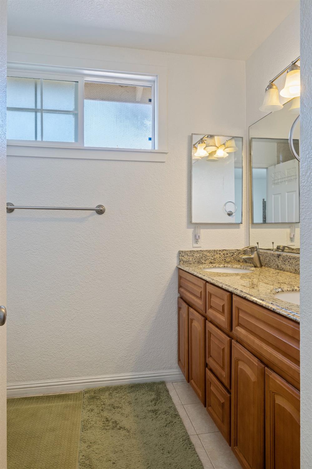 Detail Gallery Image 60 of 76 For 4449 Norocco Cir, Fremont,  CA 94555 - 4 Beds | 2/1 Baths