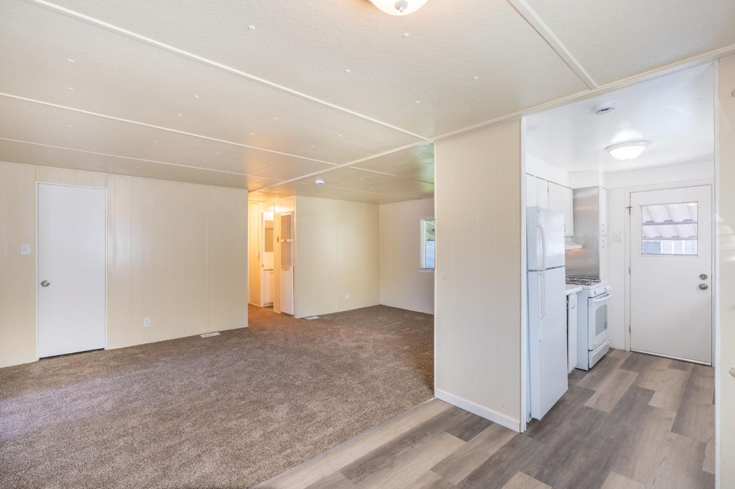 Detail Gallery Image 7 of 21 For 5835 Cherokee Rd 63, Stockton,  CA 95215 - 2 Beds | 1 Baths