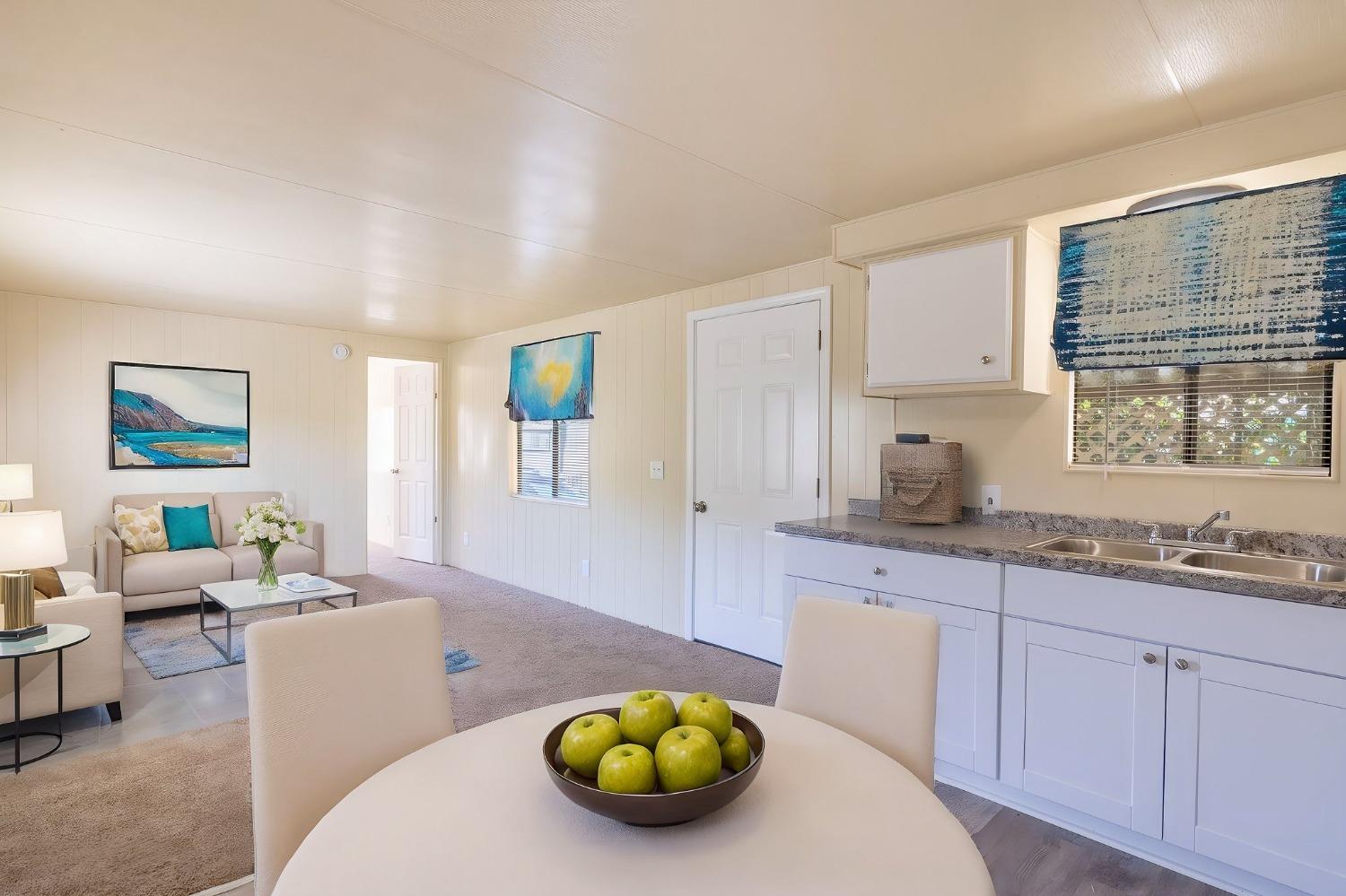 Detail Gallery Image 15 of 17 For 5835 Cherokee Rd 29, Stockton,  CA 95215 - 2 Beds | 1 Baths