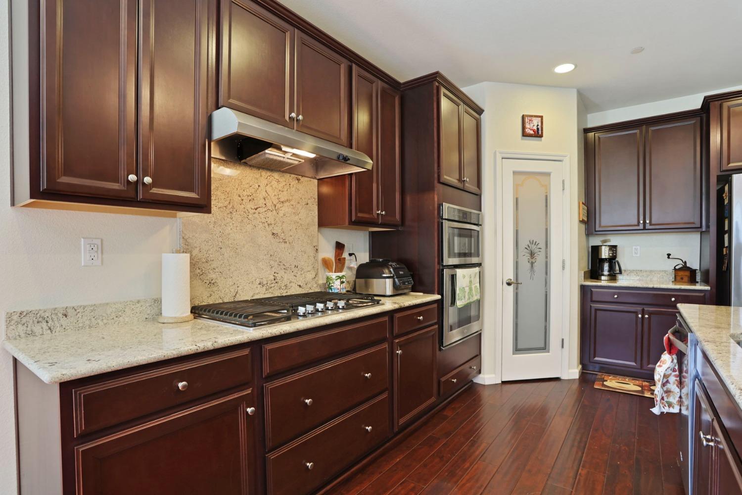Detail Gallery Image 15 of 70 For 1588 Arbor Brook Dr, Manteca,  CA 95336 - 3 Beds | 2 Baths