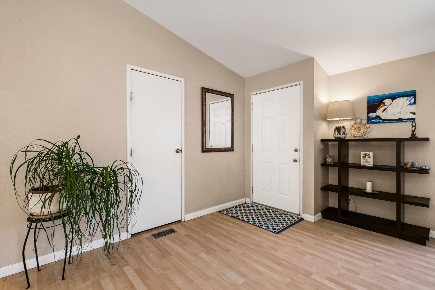 Detail Gallery Image 11 of 94 For 9156 Nadowa Trl, Oregon House,  CA 95962 - 3 Beds | 2 Baths