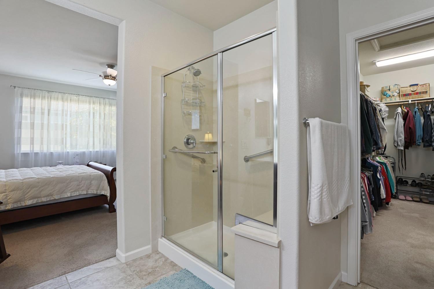 Detail Gallery Image 35 of 70 For 1588 Arbor Brook Dr, Manteca,  CA 95336 - 3 Beds | 2 Baths