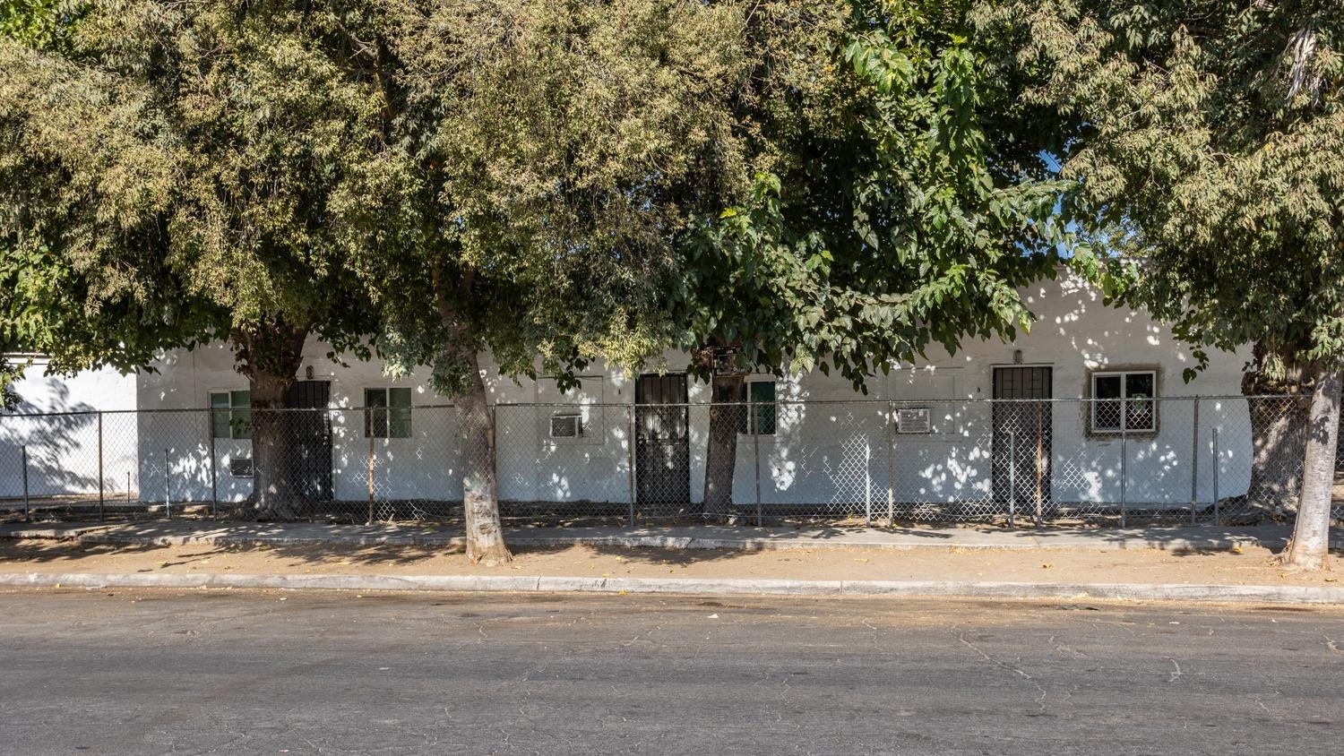 Detail Gallery Image 1 of 21 For 430 S Washington St, Modesto,  CA 95351 - – Beds | – Baths