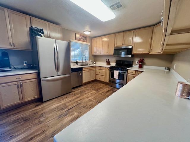 Detail Gallery Image 13 of 53 For 1541 Panthers Ln 13, Modesto,  CA 95355 - 4 Beds | 2 Baths