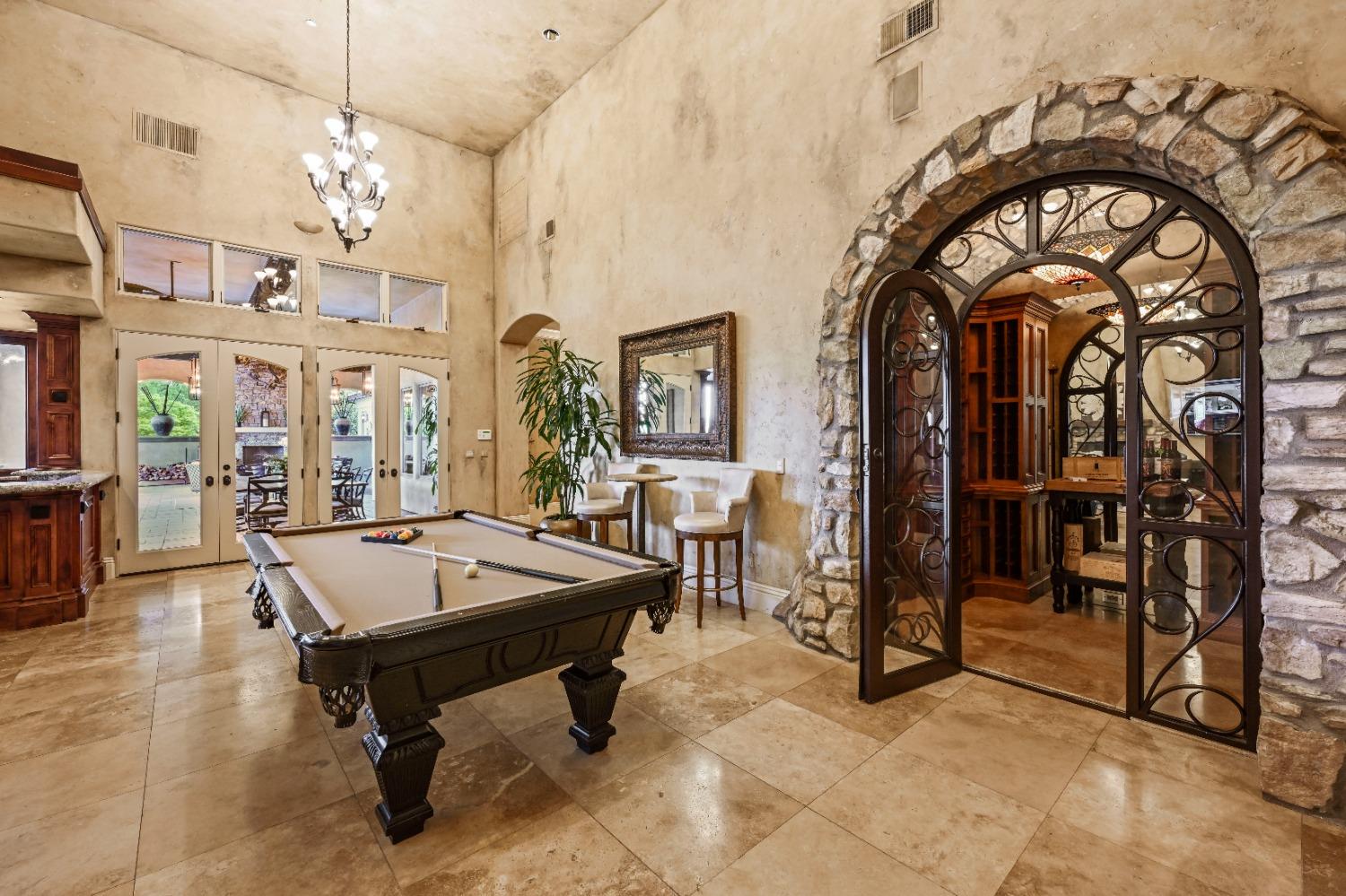 Detail Gallery Image 18 of 81 For 5687 Ridge Park Dr, Loomis,  CA 95650 - 8 Beds | 7/5 Baths