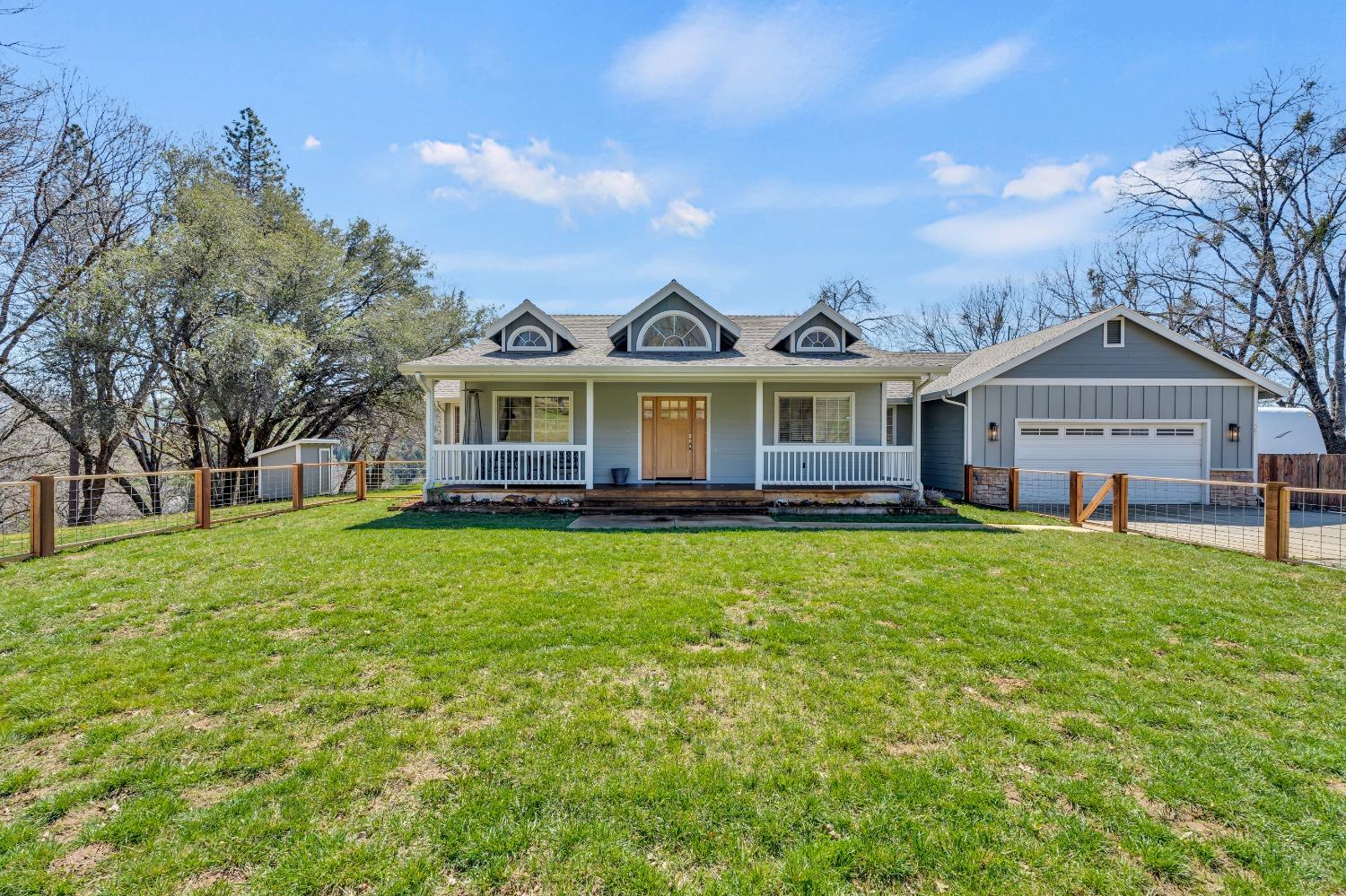 Detail Gallery Image 1 of 1 For 501 Shell Ln, Placerville,  CA 95667 - 5 Beds | 4/1 Baths
