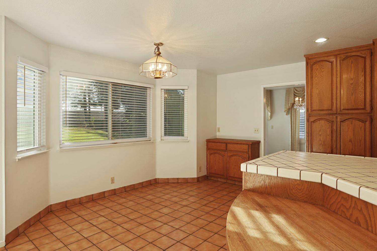 Detail Gallery Image 18 of 67 For 3755 Hatchers Cir, Stockton,  CA 95219 - 4 Beds | 3/1 Baths