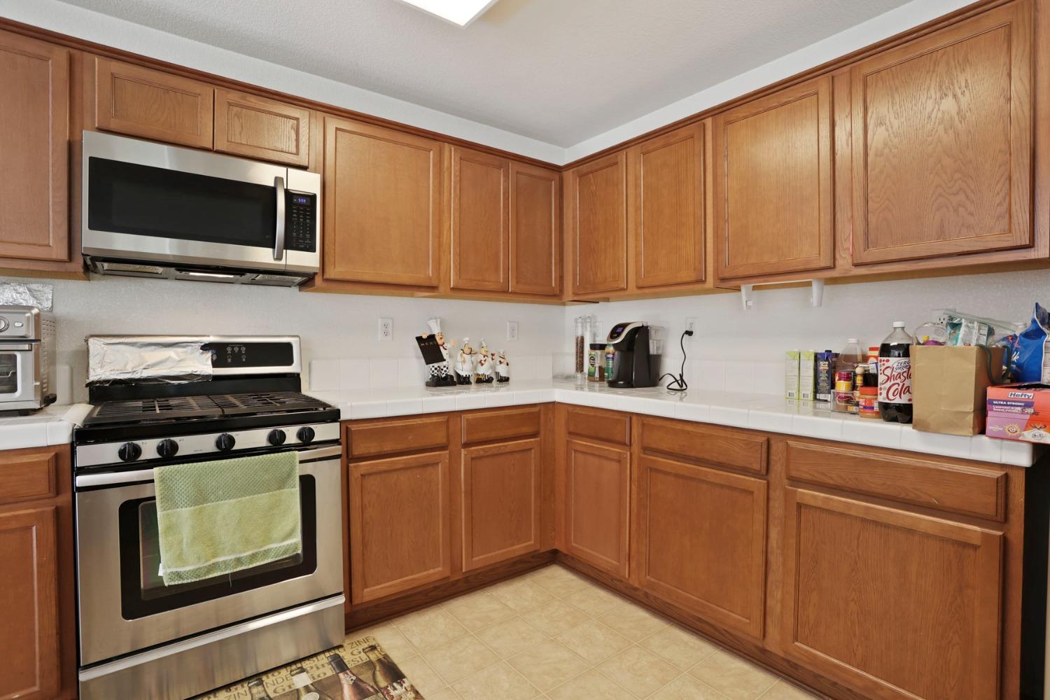 Detail Gallery Image 23 of 42 For 362 Craftsman Dr, Lathrop,  CA 95330 - 4 Beds | 2/1 Baths