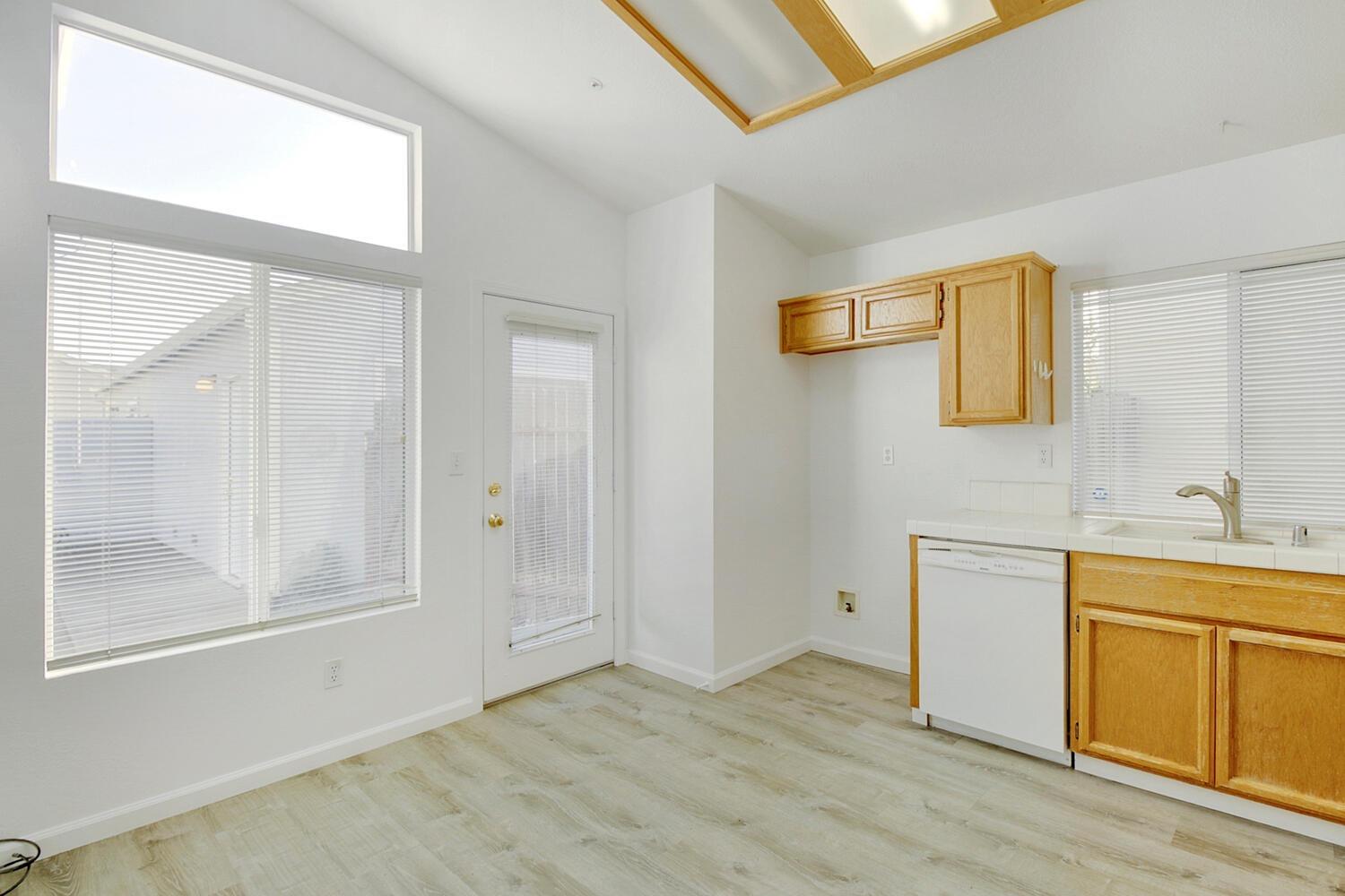 Detail Gallery Image 15 of 40 For 980 Huston Cir, Woodland,  CA 95776 - 3 Beds | 2 Baths