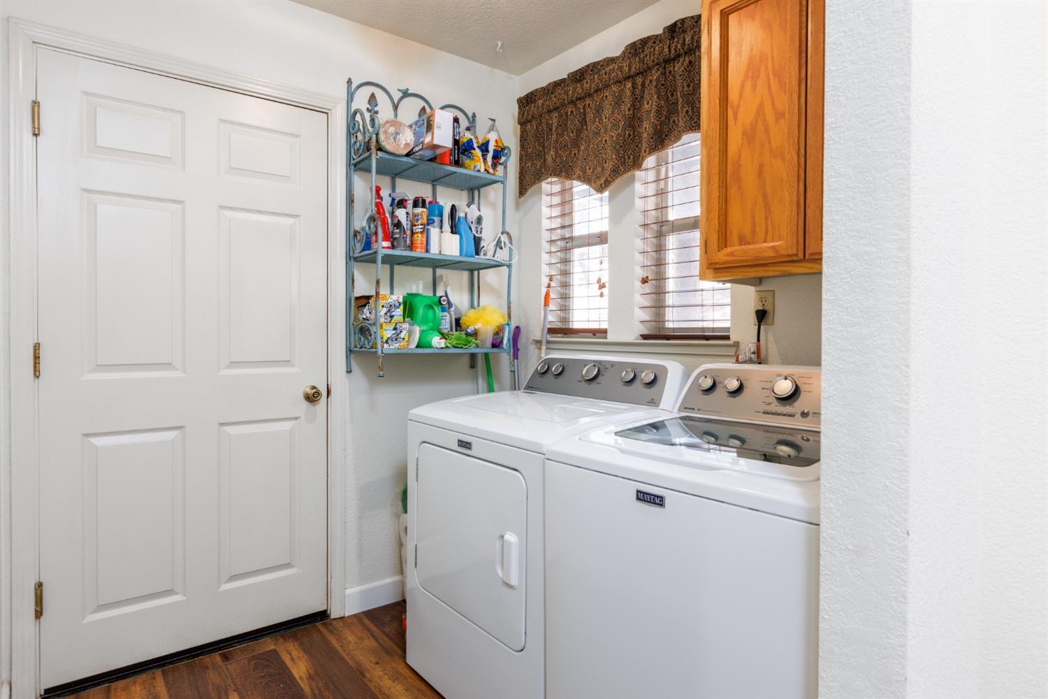 Stephanie Court, Somerset, California image 14