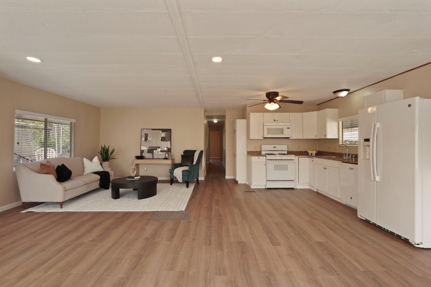 Detail Gallery Image 15 of 44 For 216 San Juan Dr, Lodi,  CA 95240 - 3 Beds | 2 Baths