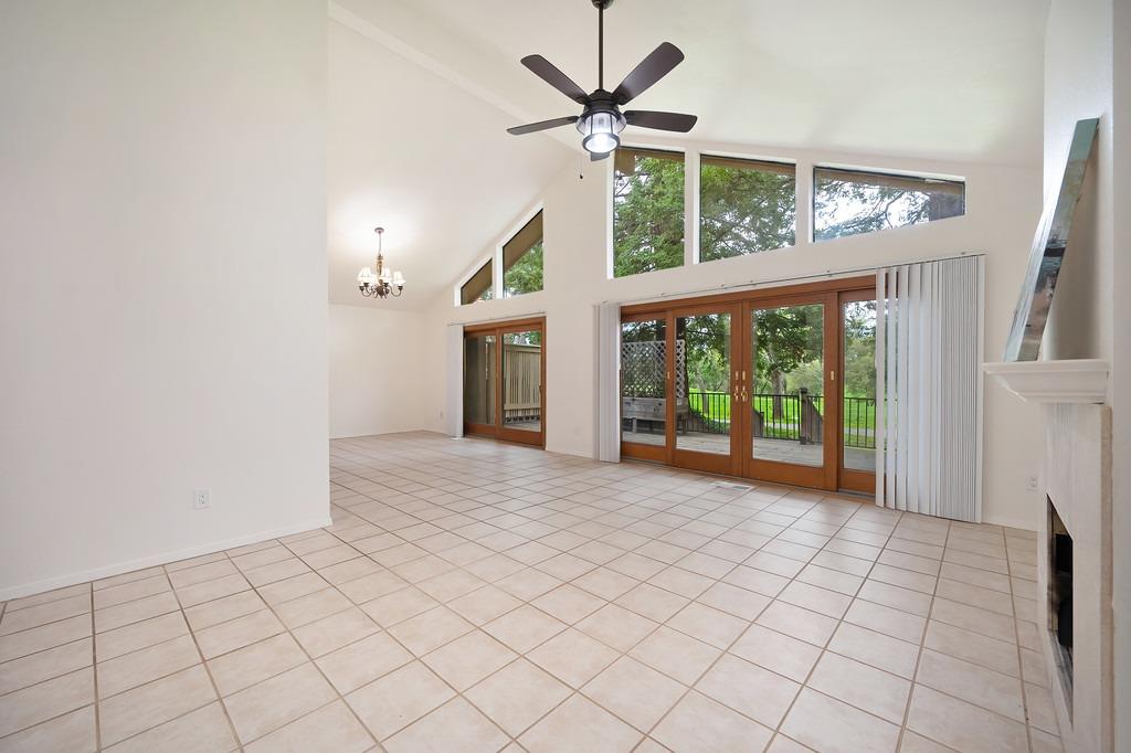 Detail Gallery Image 6 of 57 For 6804 Domingo Dr, Rancho Murieta,  CA 95683 - 2 Beds | 2 Baths