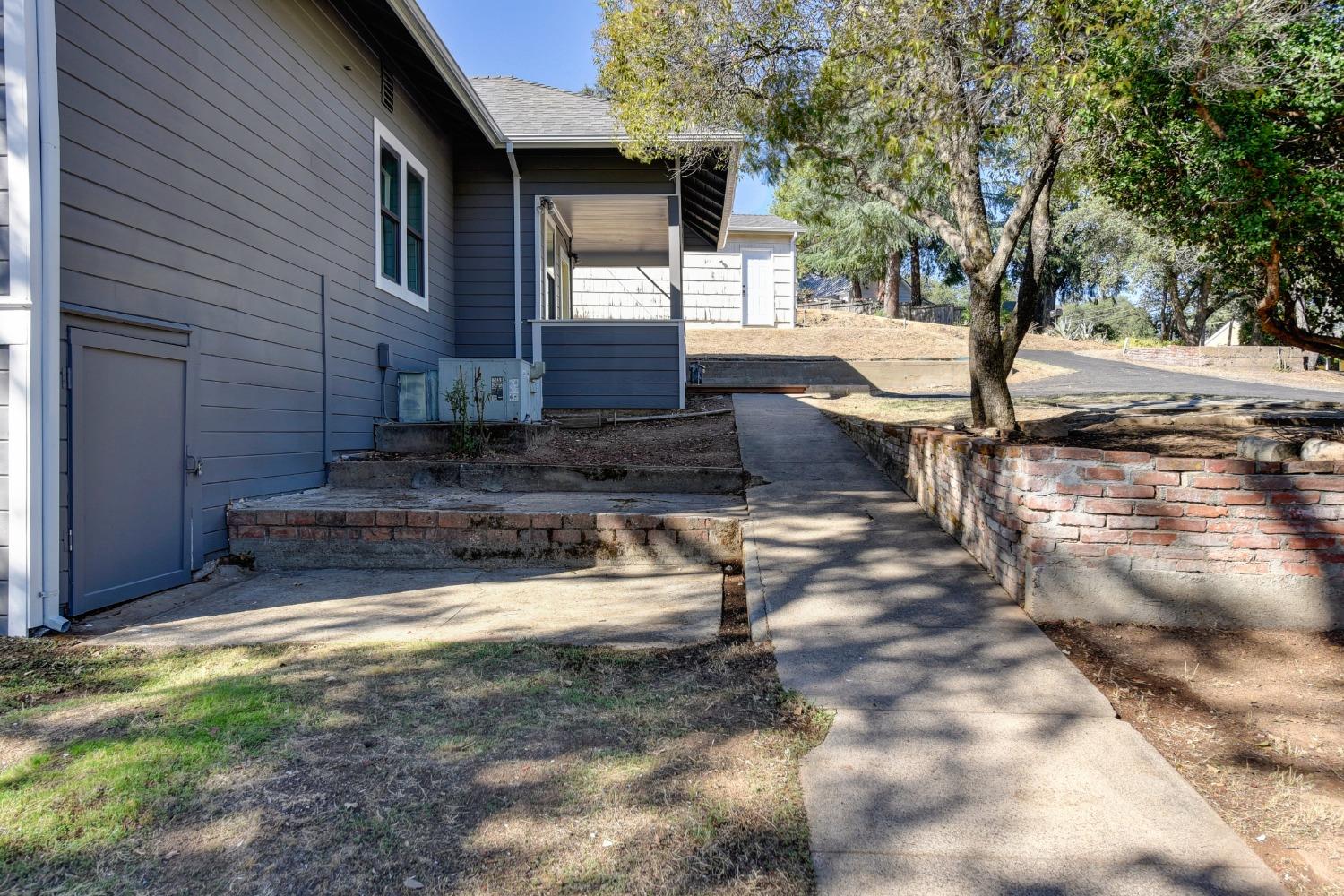 Detail Gallery Image 8 of 70 For 416 Broadway, Jackson,  CA 95642 - 3 Beds | 2 Baths