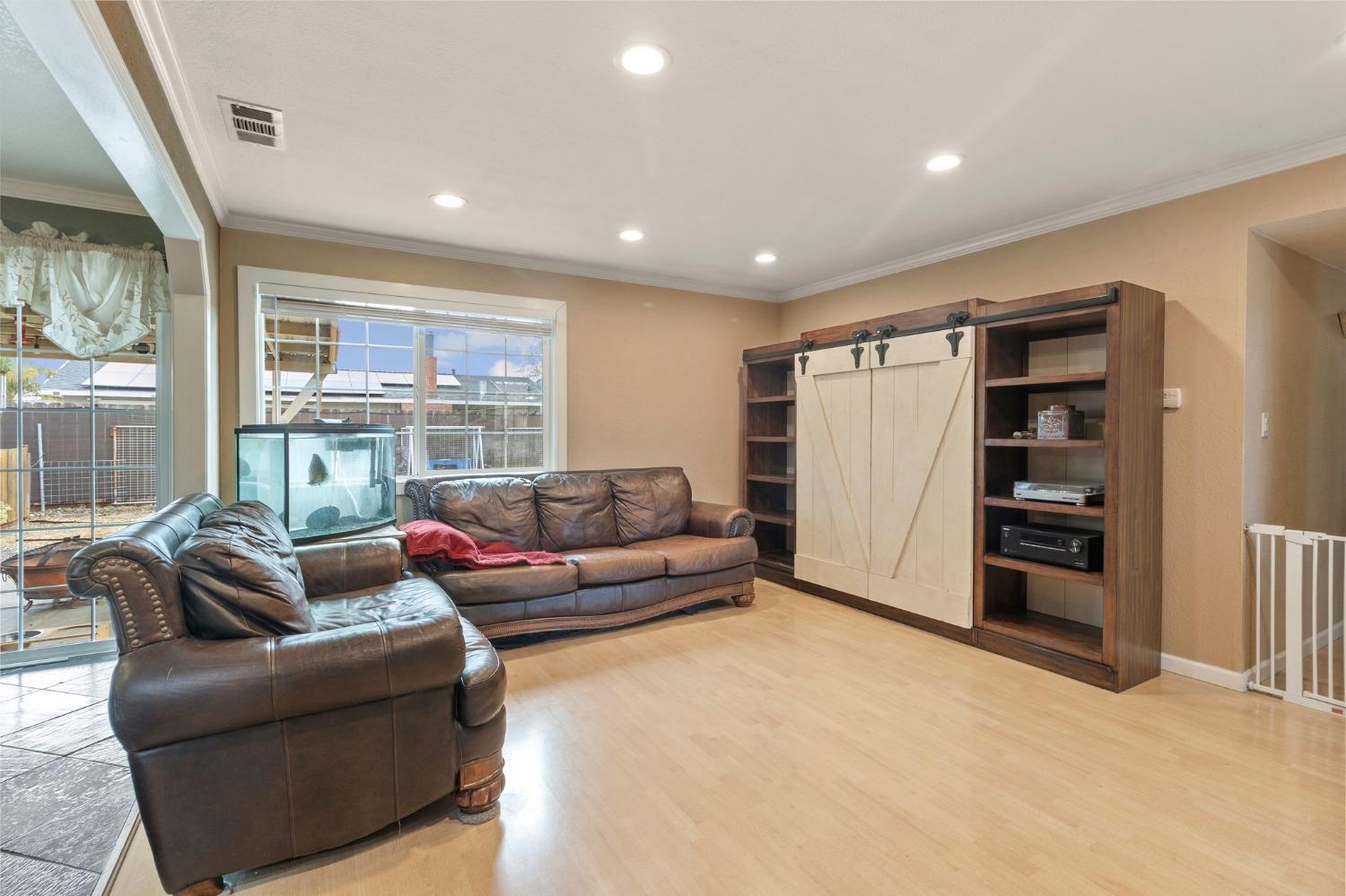Detail Gallery Image 15 of 27 For 428 N Santa Monica St, Los Banos,  CA 93635 - 3 Beds | 2 Baths