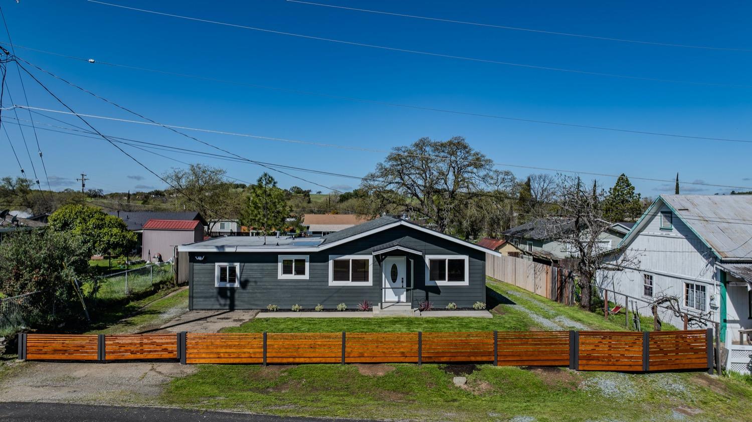 Detail Gallery Image 1 of 1 For 18181 Sutter St, Plymouth,  CA 95669 - 3 Beds | 1 Baths