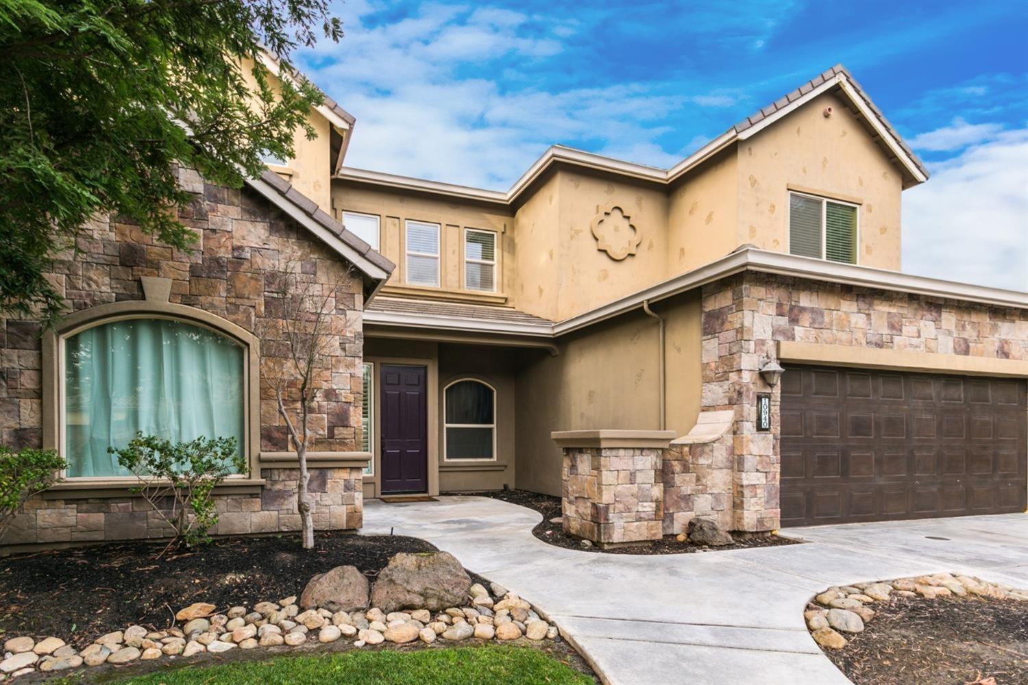Detail Gallery Image 5 of 98 For 10940 St. Moritz Cir, Stockton,  CA 95209 - 6 Beds | 5 Baths