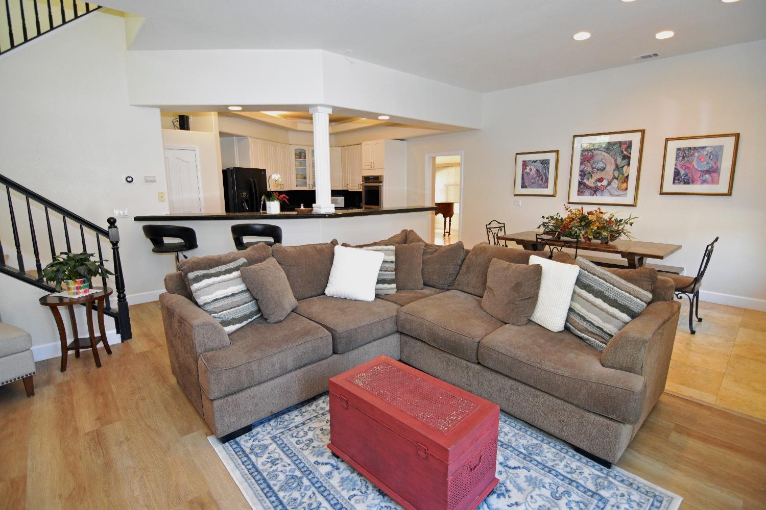Detail Gallery Image 26 of 62 For 1945 Foxtail Ct, Turlock,  CA 95382 - 4 Beds | 3/1 Baths