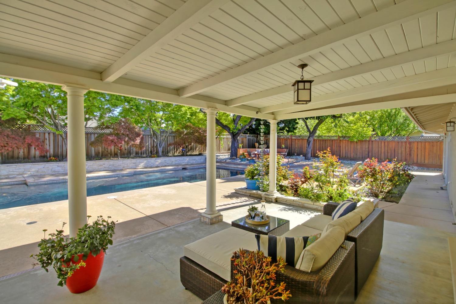Detail Gallery Image 55 of 61 For 3950 American River Dr, Sacramento,  CA 95864 - 5 Beds | 3 Baths