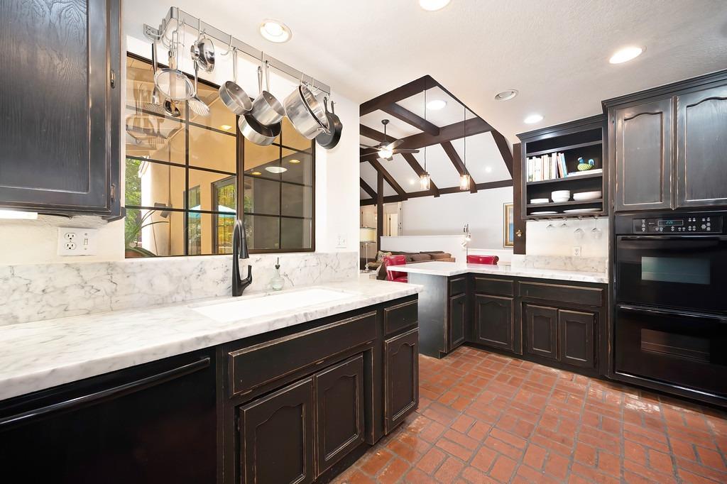 Detail Gallery Image 15 of 51 For 6542 via Sereno, Rancho Murieta,  CA 95683 - 4 Beds | 3 Baths