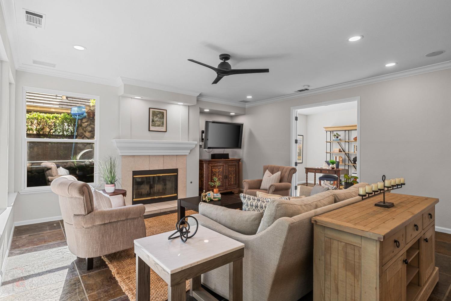 Detail Gallery Image 34 of 84 For 4583 Pine Valley Cir, Stockton,  CA 95219 - 5 Beds | 4 Baths